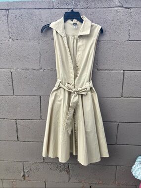 Chesley Sleeveless Collared Tie-Waist Midi Dress in Cream